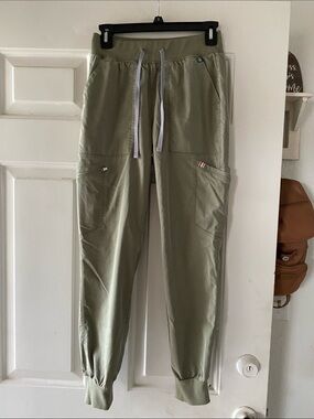 Mediclo Olive Green Jogger Scrub Pants